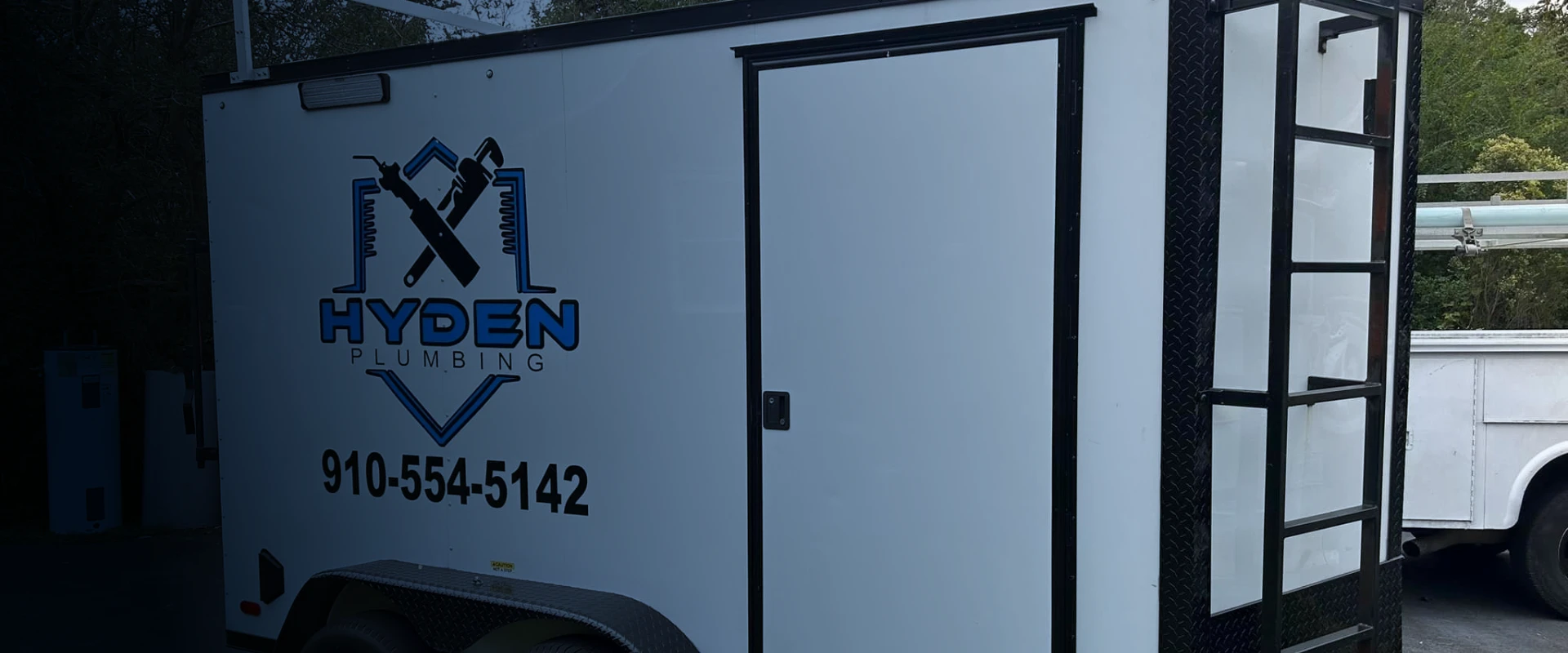 Hyden plumbing breadcrumb hero